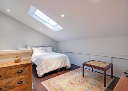 415-Queen-St-Newmarket-ON-L3Y-large-035-28-Coach-House--Loft--Sleeping-1500x1000-72dpi