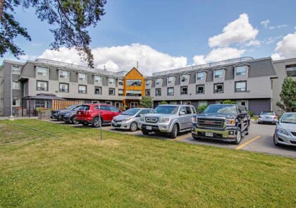 87-Button-Rd-Vaughan-ON-L4L-large-060-063-Retirement-Home-1500x1000-72dpi