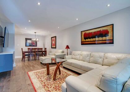 87-Button-Rd-Vaughan-ON-L4L-large-015-012-LivingDining-Room-1500x1000-72dpi